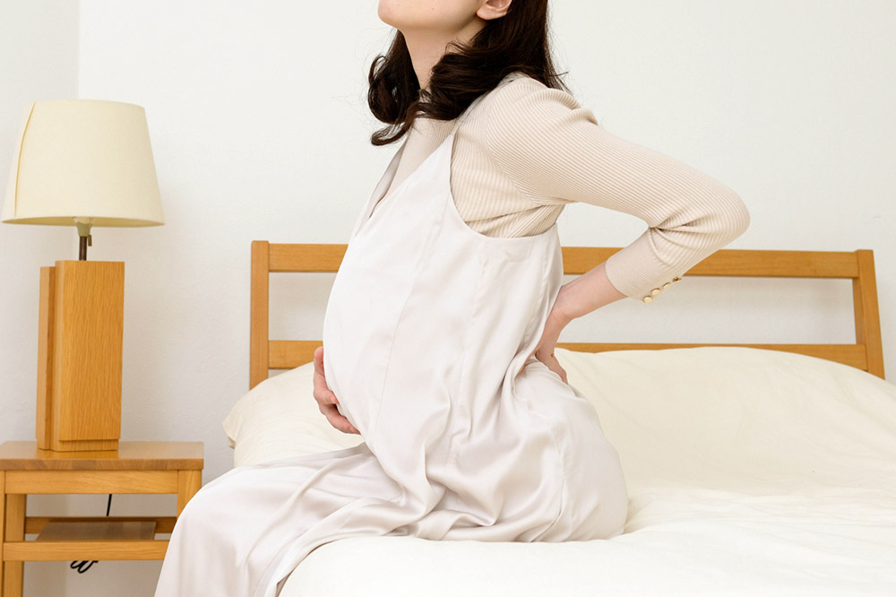 妊娠中の三大マイナートラブル「むくみ・貧血・便秘」の原因と解消方法