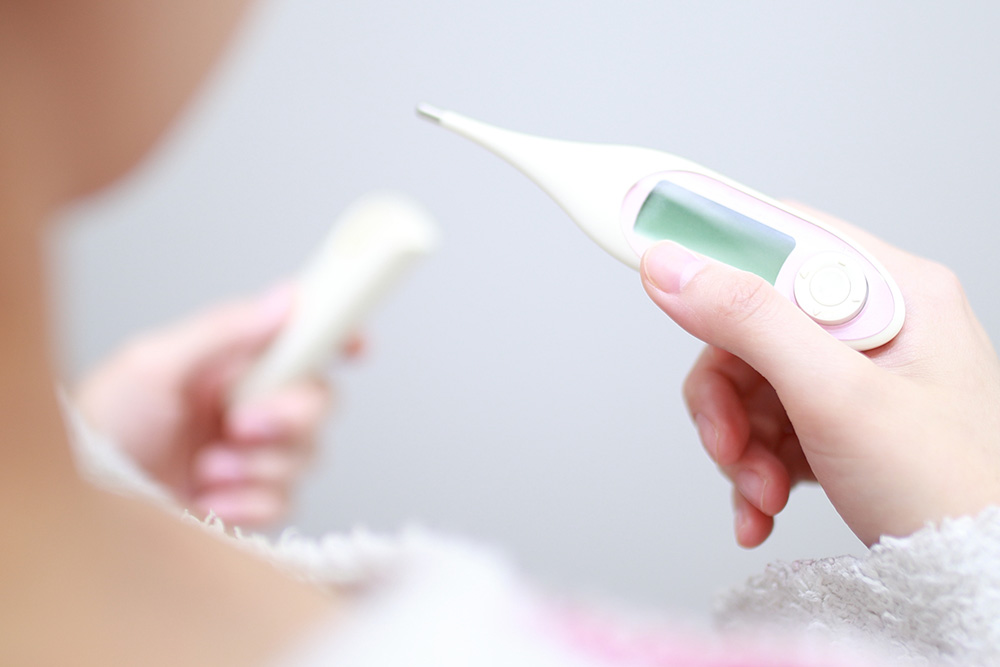妊娠初期の体温はどう変化する？高くなる理由やいつまで続くか解説